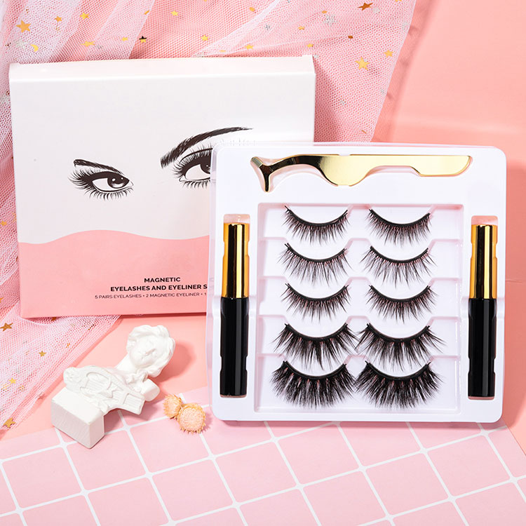 कसरी नेलास कि किटको साथ एक चुम्बकीय eyeliner सजिलैसँग लामो-स्थायी र प्राकृतिक आईजीवन आँखा श्रृंगार प्रभाव प्राप्त गर्न सक्छ?